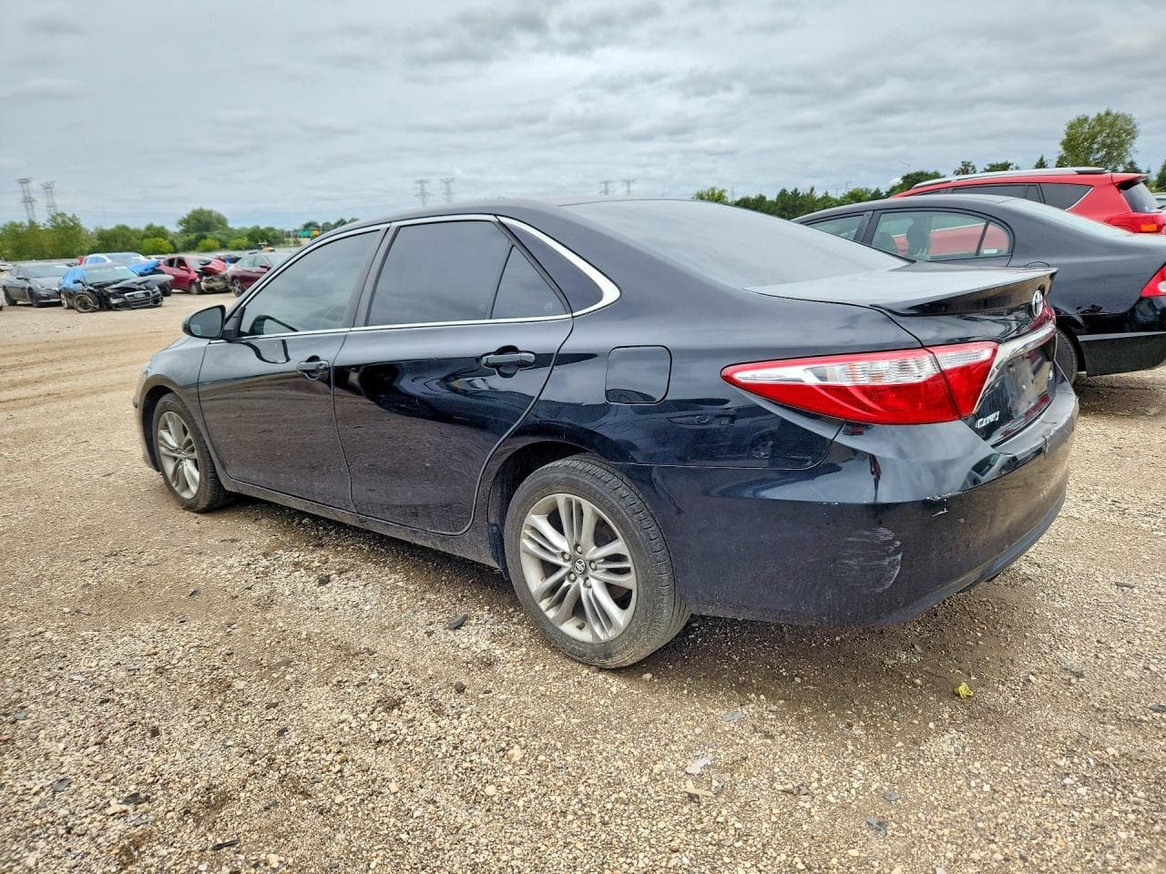 2016 Toyota Camry Se - foto 2