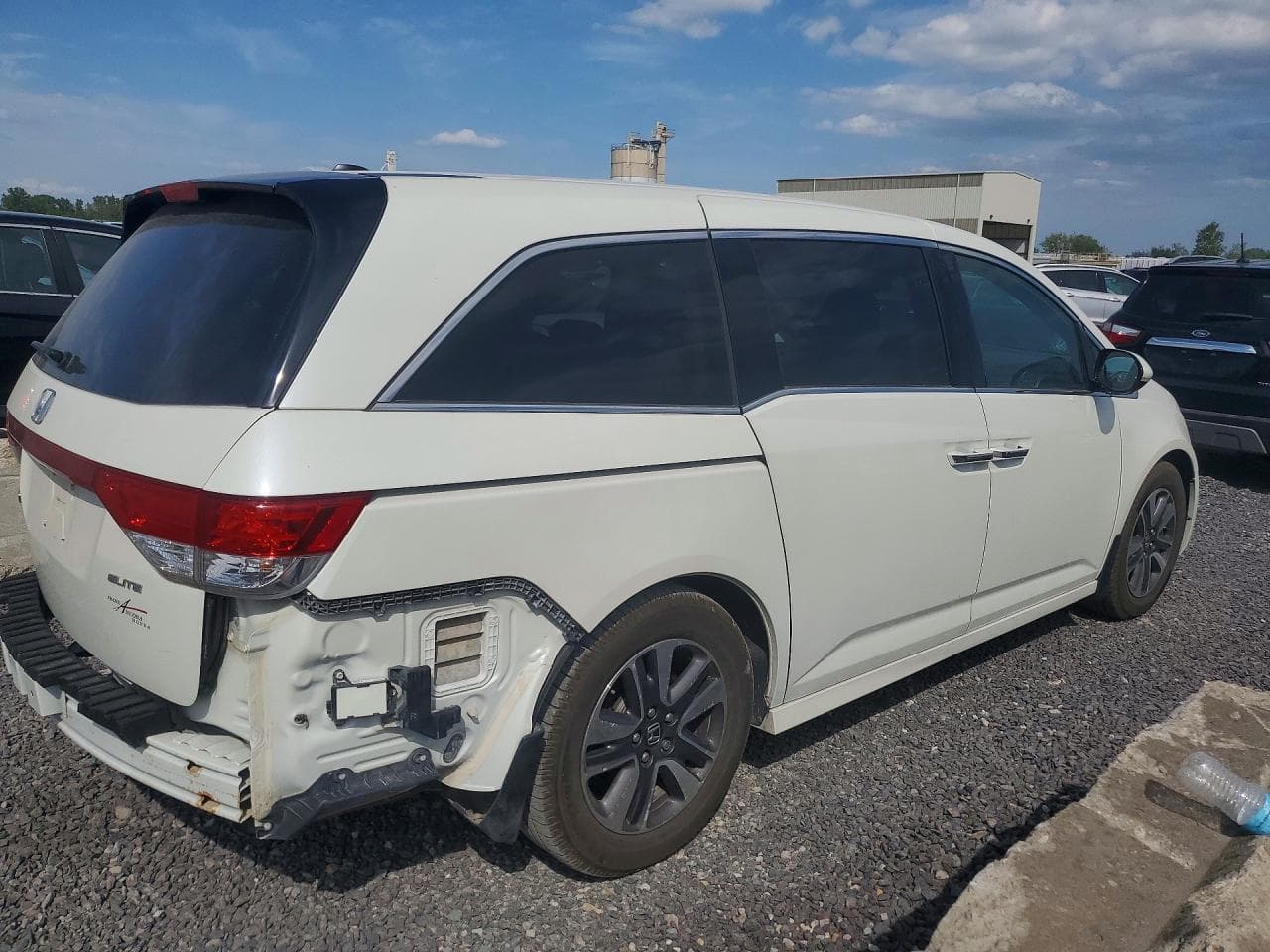 2015 Honda Odyssey Touring - foto 3