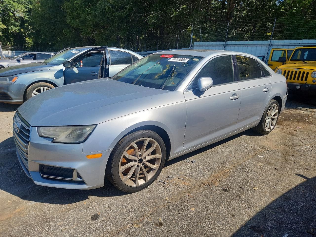 Audi A4 2019 z USA