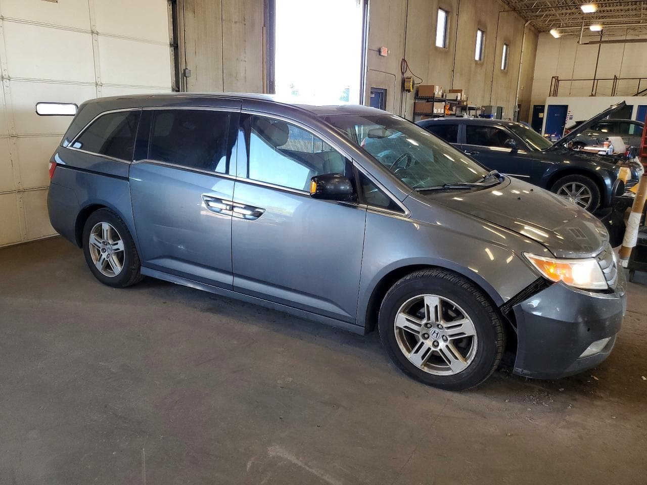 2013 Honda Odyssey Touring - foto 4