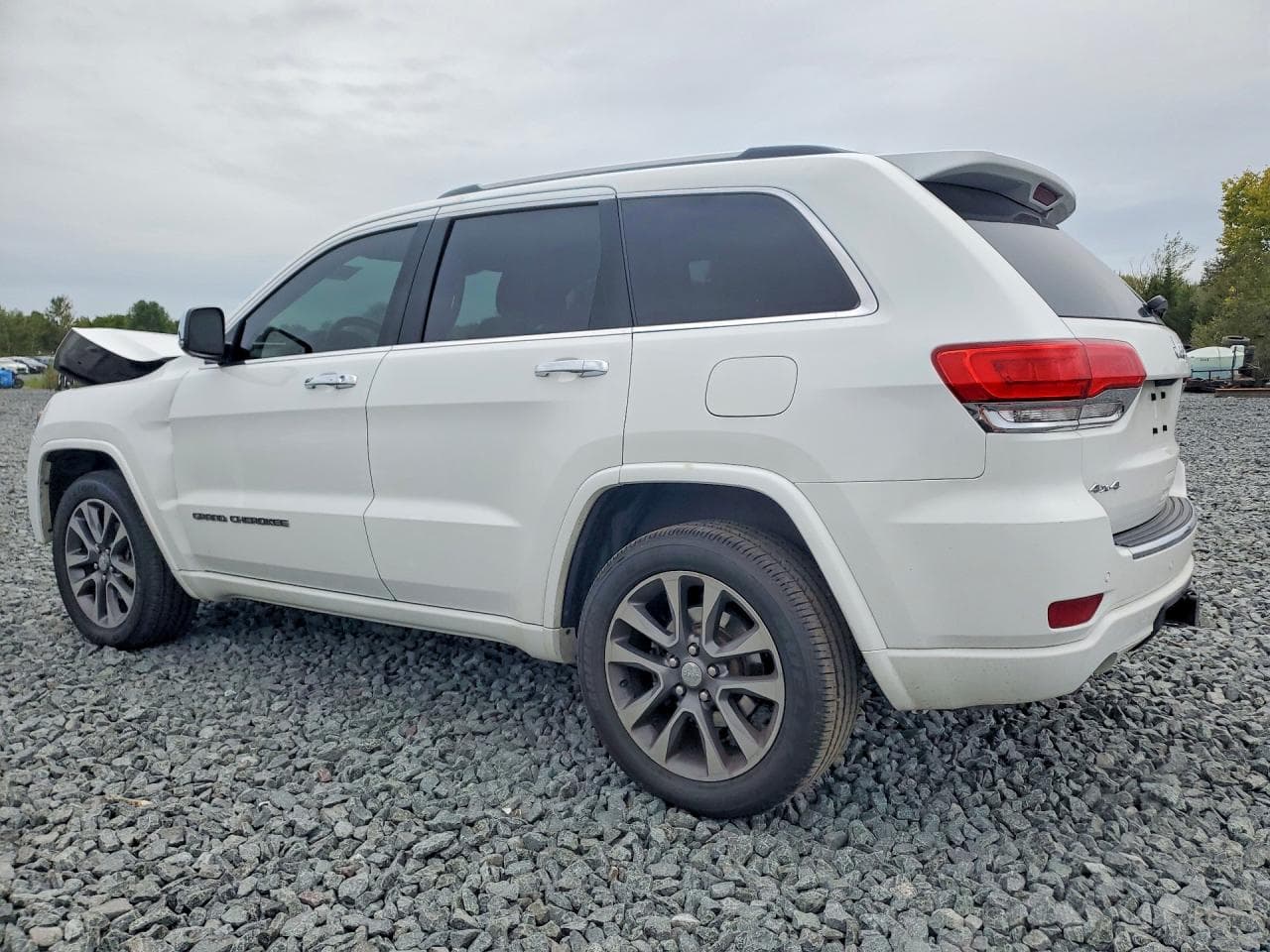 2017 Jeep Grand Cherokee Overland - foto 2