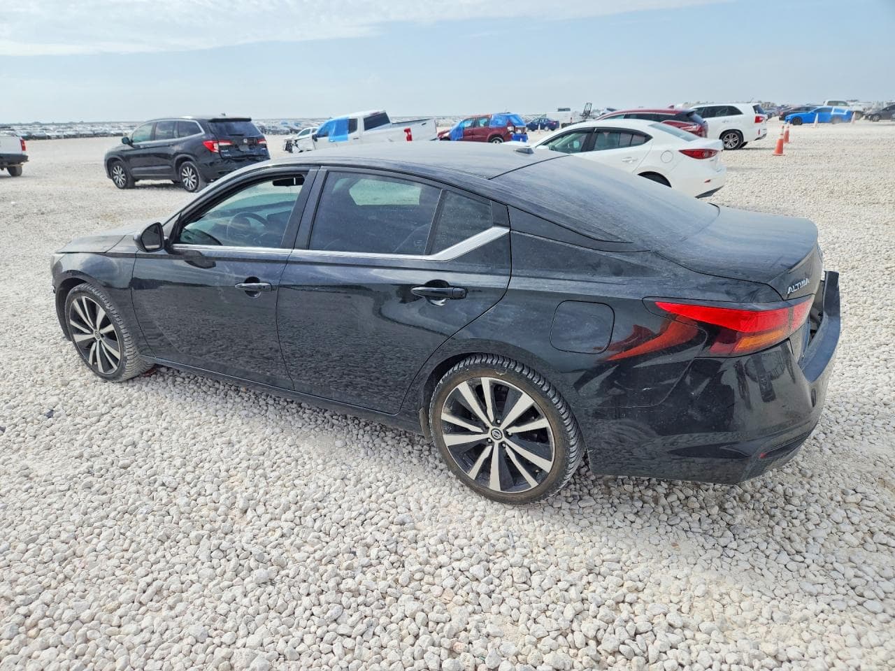 2021 Nissan Altima Sr - foto 2