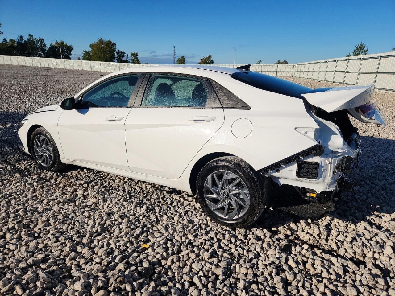 2026 Hyundai Elantra Hybrid Blue - foto 2