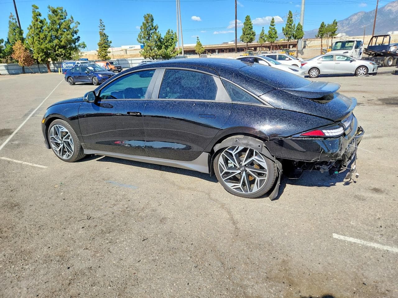 2025 Hyundai Ioniq 6 Sel - foto 2