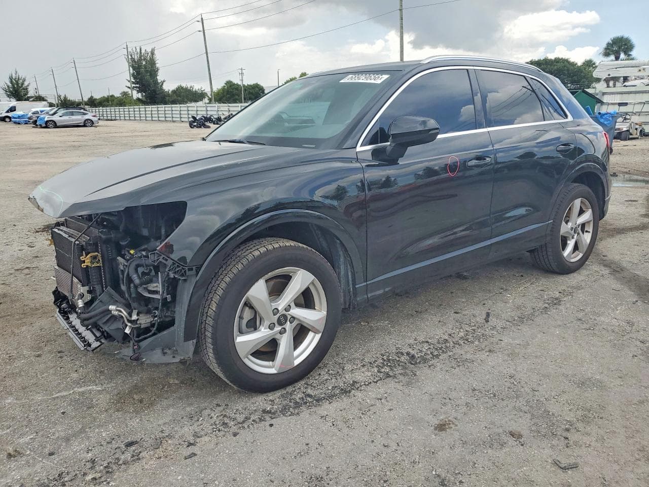 Audi Q3 2021 z USA