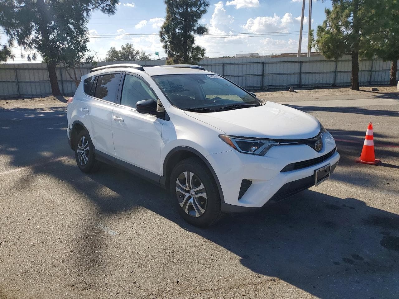 2018 Toyota Rav4 Le - foto 4