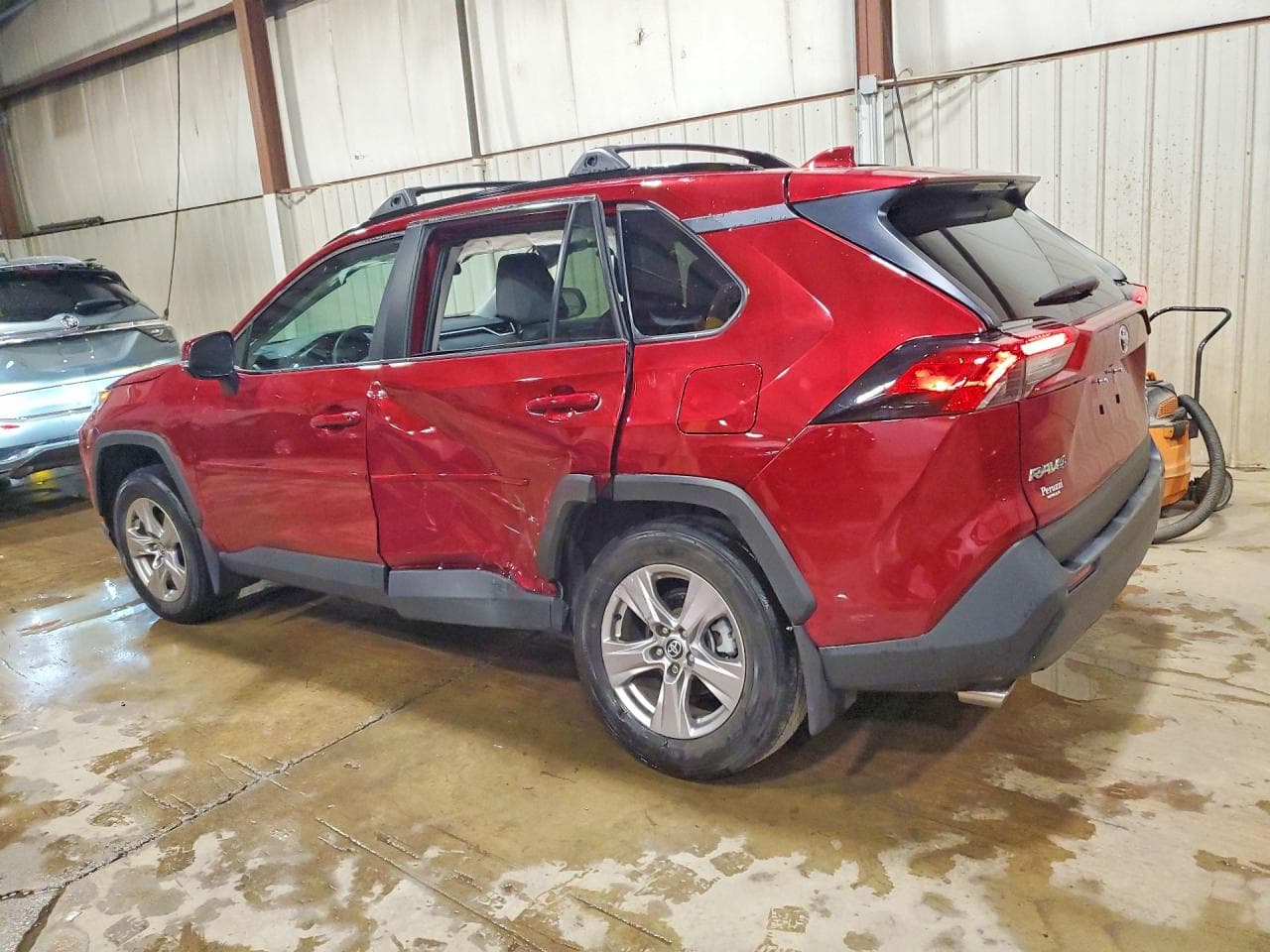 2023 Toyota Rav4 Xle - foto 2