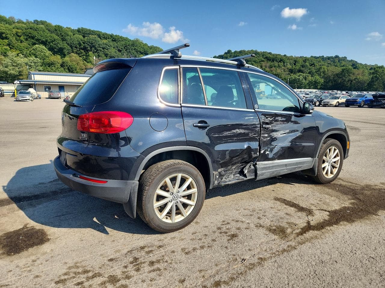 2017 Volkswagen Tiguan Wolfsburg - foto 3