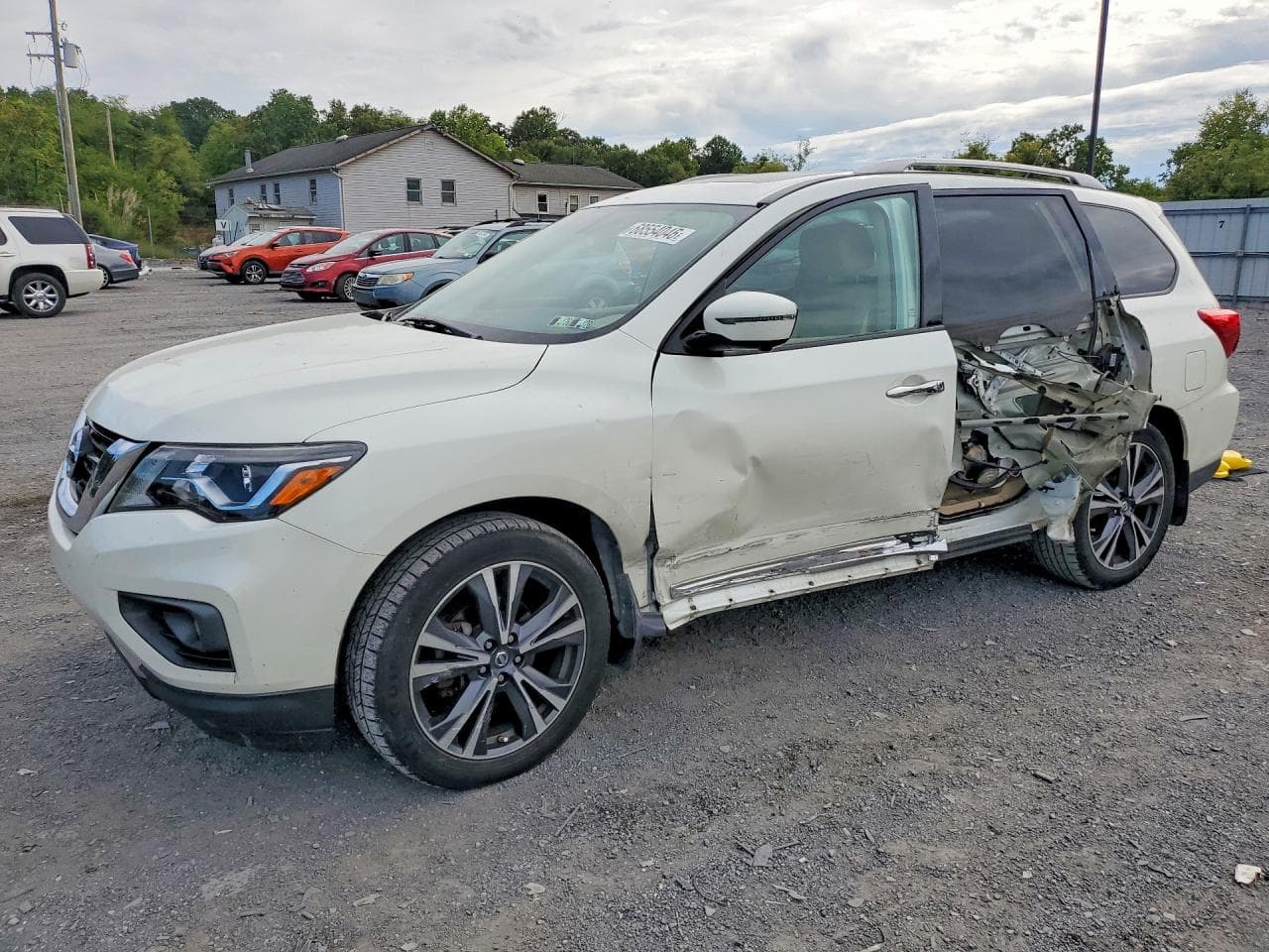 Nissan Pathfinder 2017 z USA