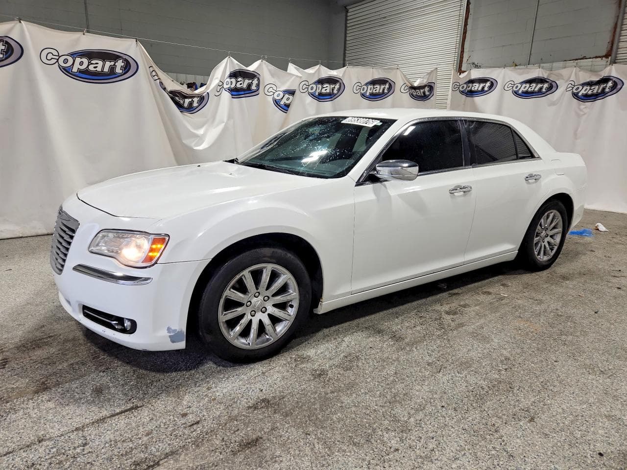 Chrysler 300C 2013 z USA