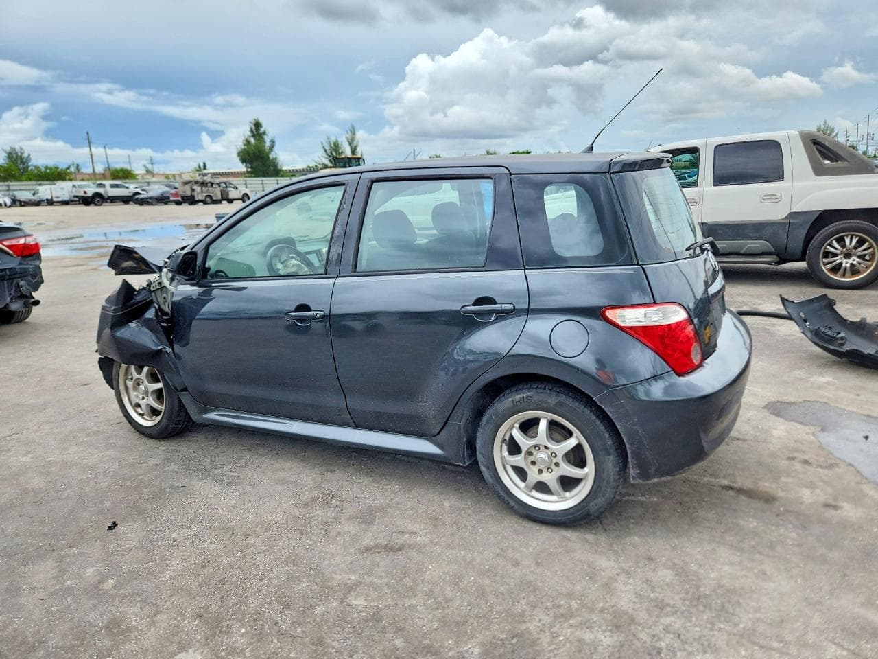 2006 Scion Xa Base - foto 2