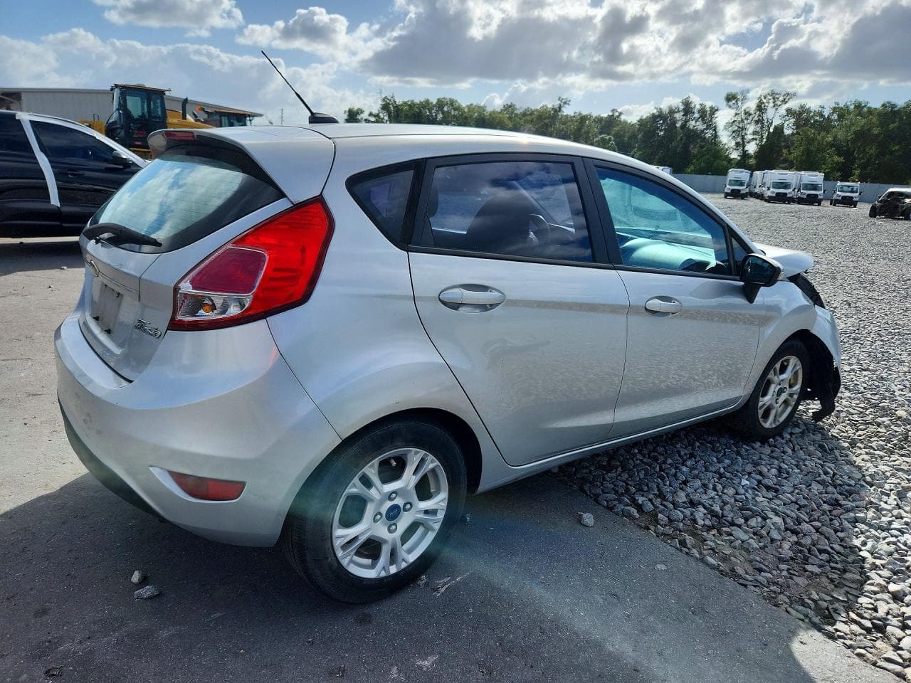 2014 Ford Fiesta Se - foto 3