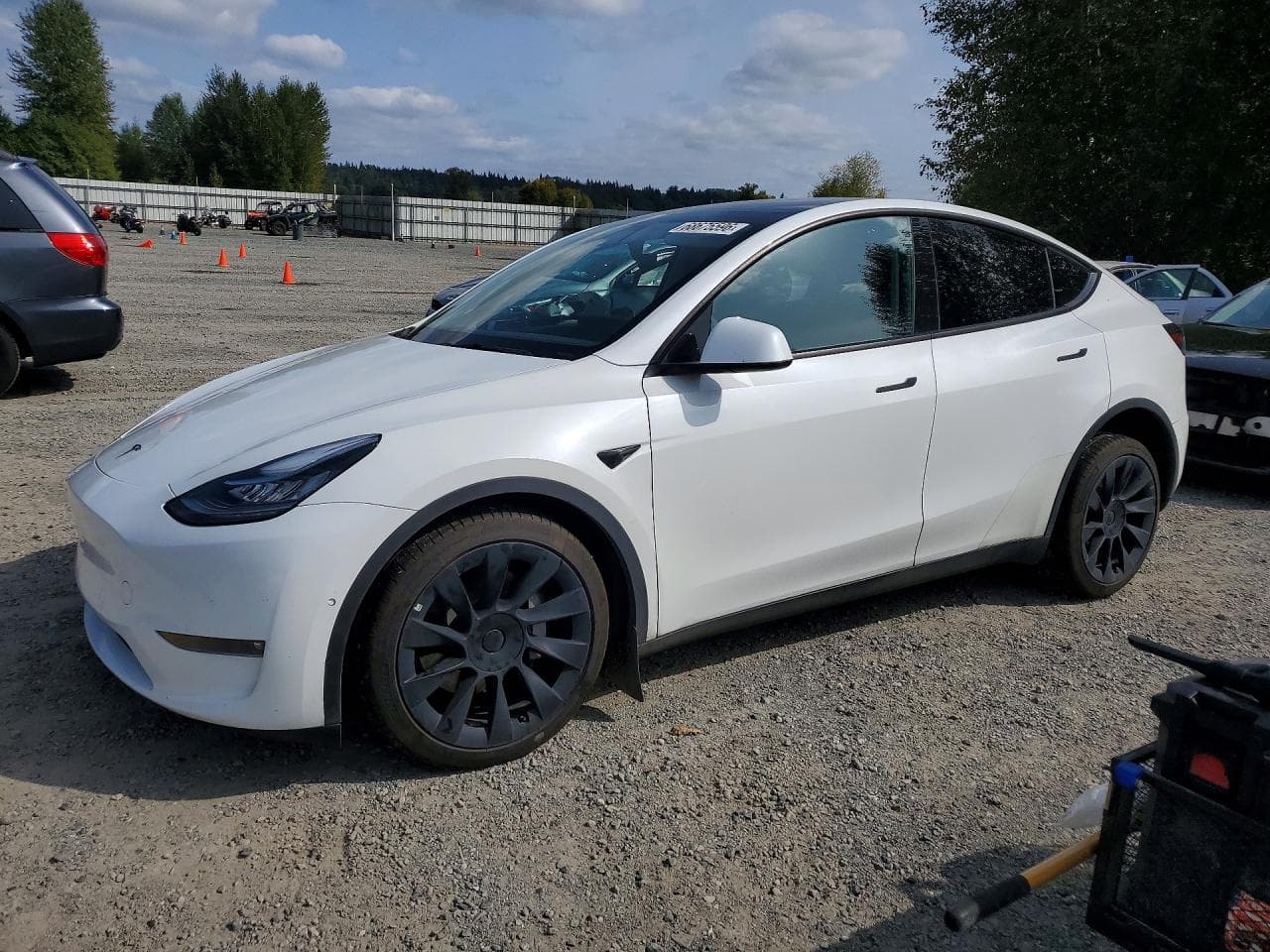 Tesla Model Y 2022 z USA
