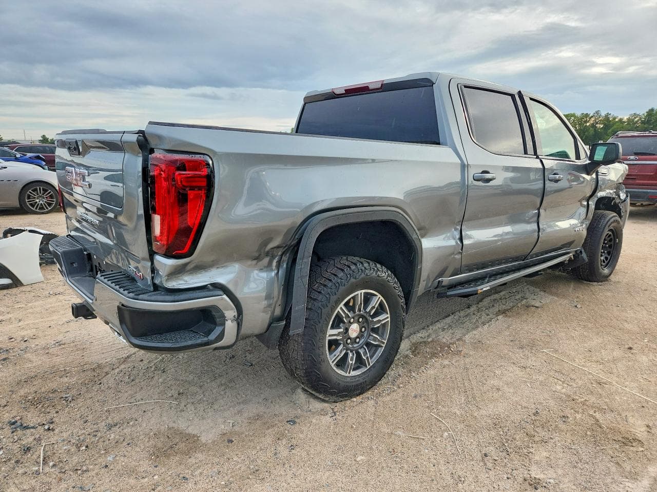 2026 GMC Sierra K1500 At4 - foto 3