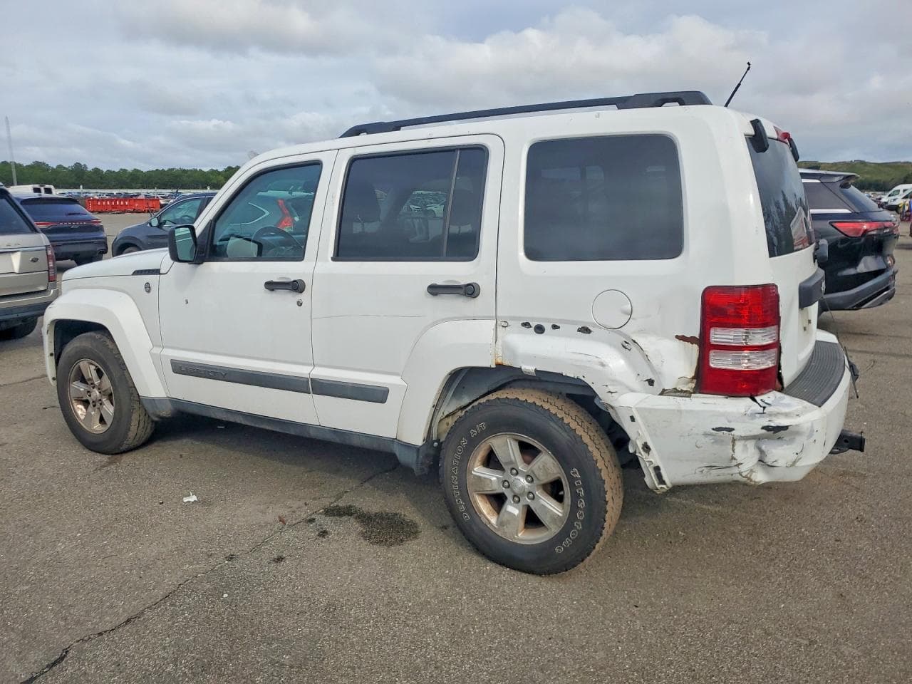 2011 Jeep Liberty Sport - foto 2