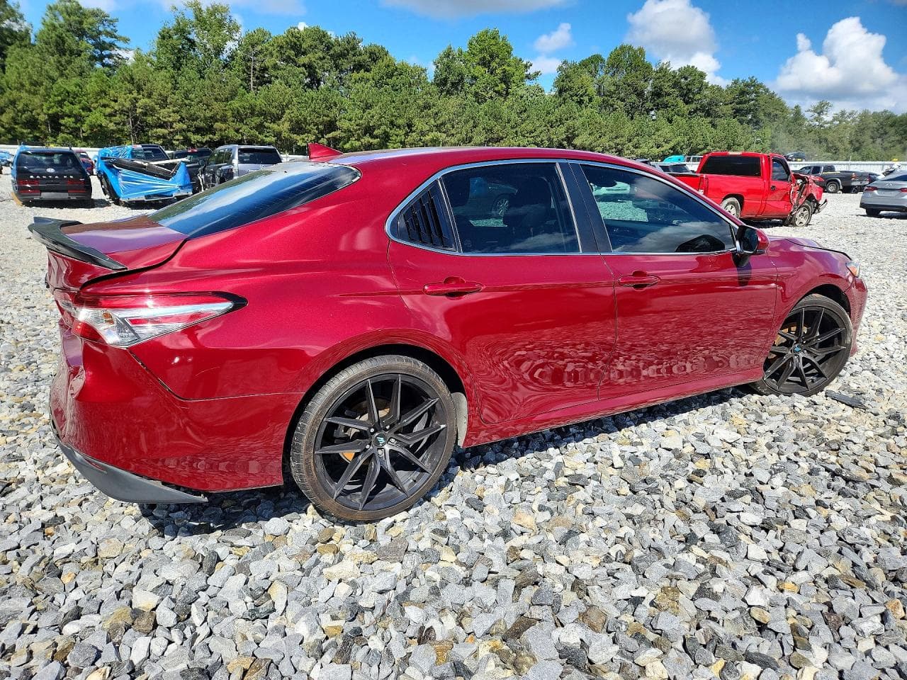 2020 Toyota Camry Le - foto 3