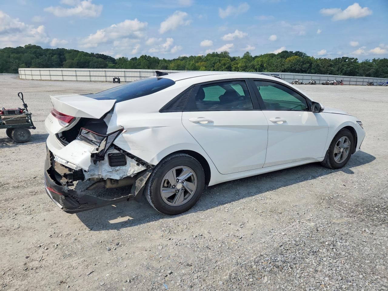 2024 Hyundai Elantra Se - foto 3