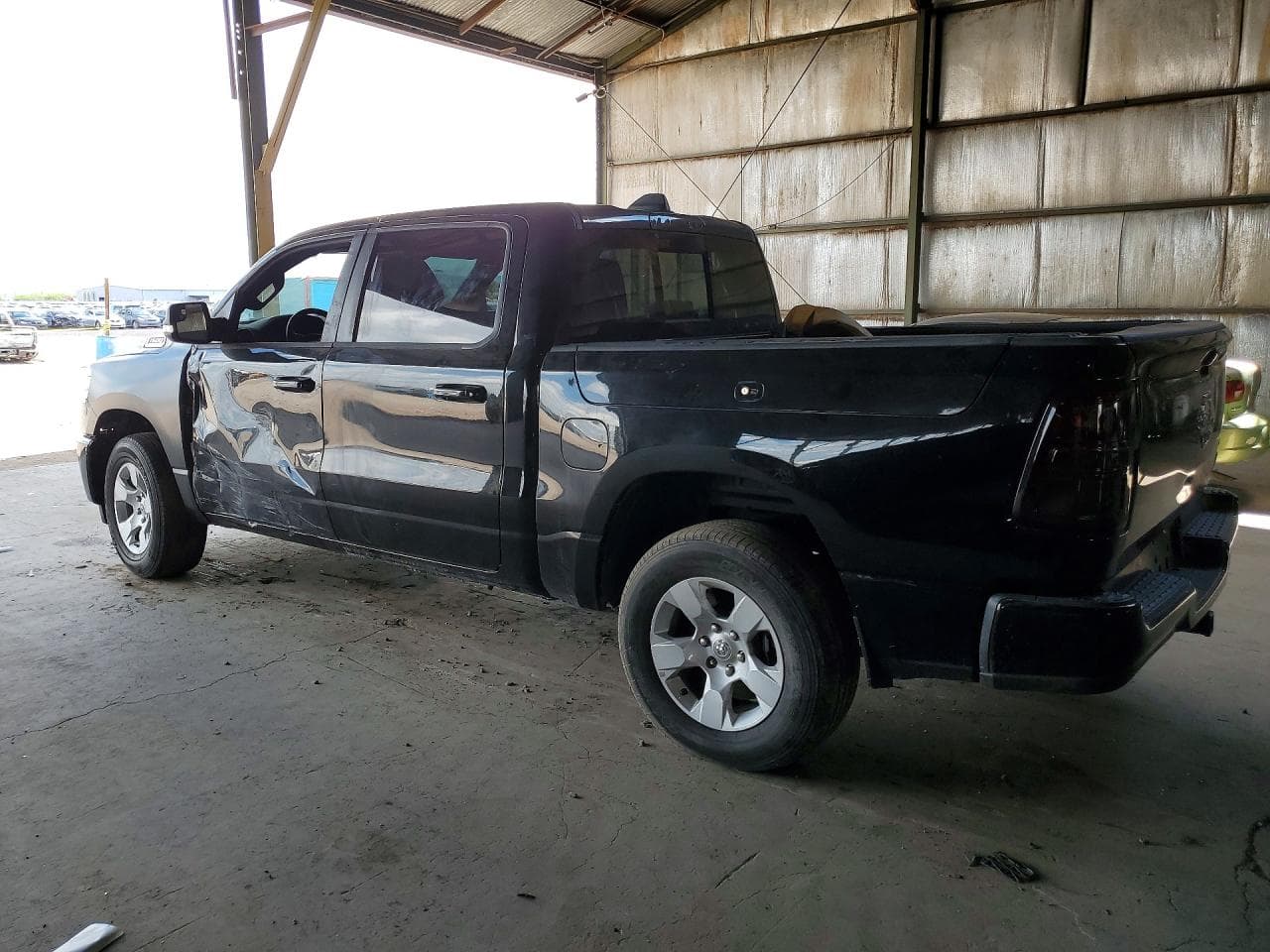 2025 Ram 1500 Big Horn/Lone Star - foto 2
