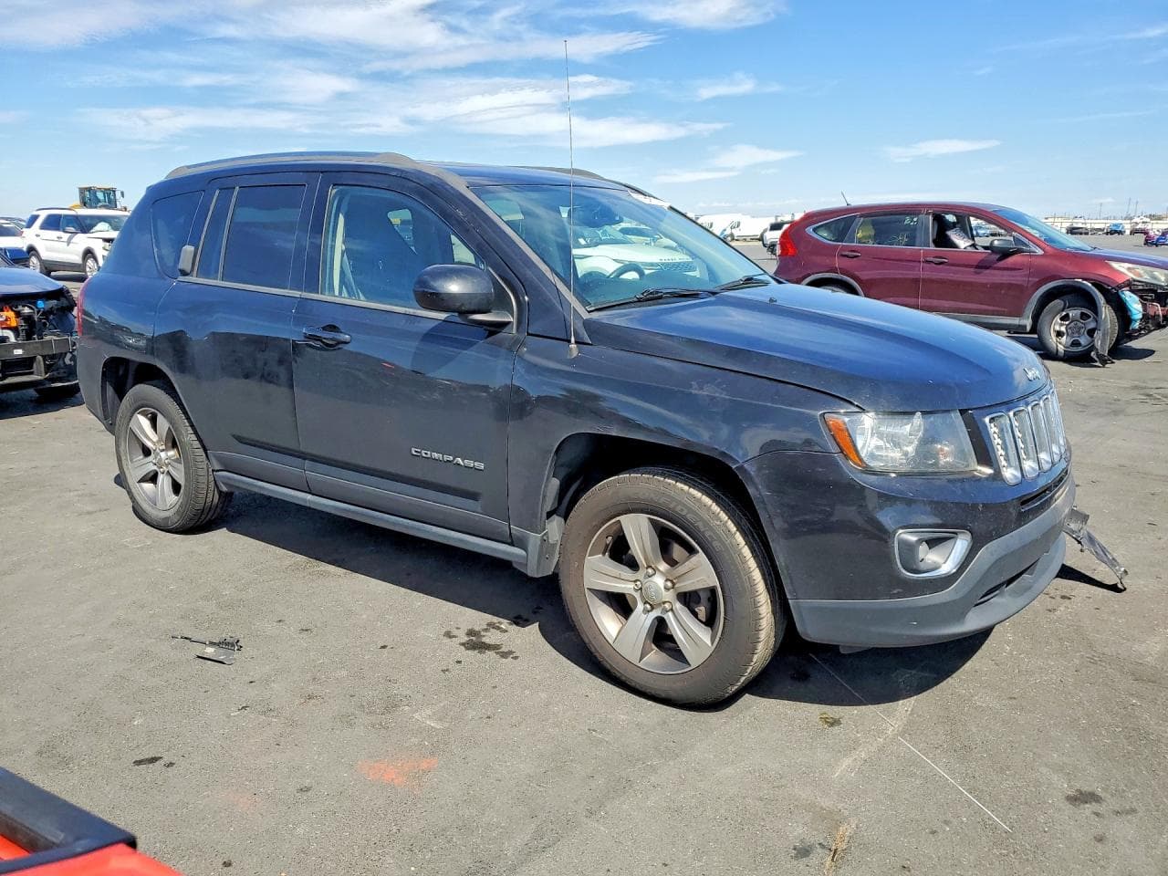 2016 Jeep Compass Latitude - foto 4