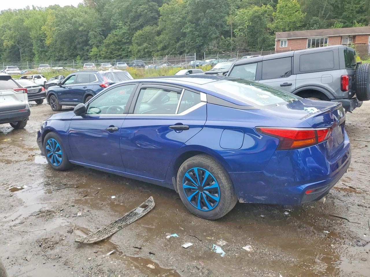 2019 Nissan Altima S - foto 2
