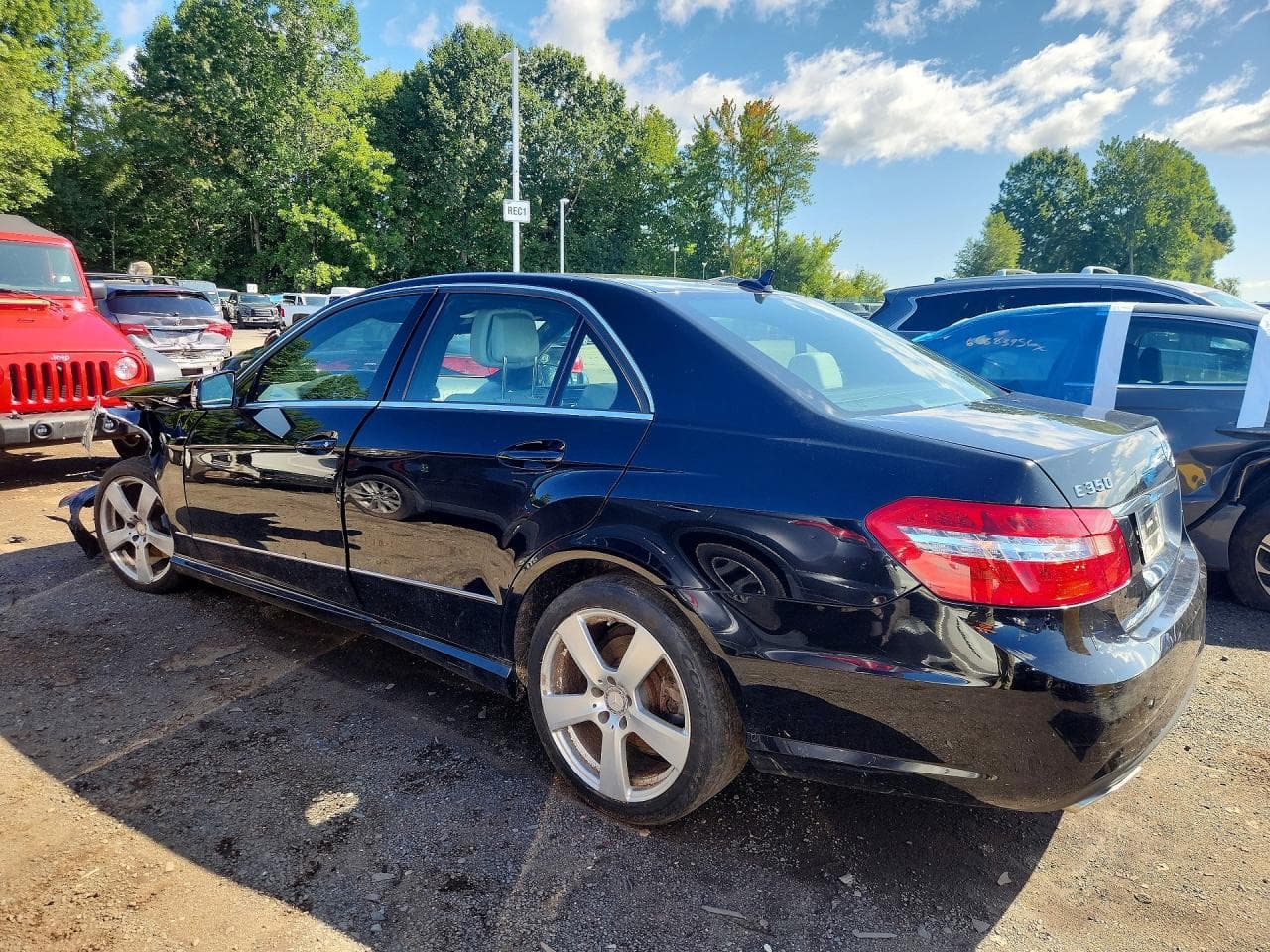 2011 Mercedes-Benz E 350 4Matic - foto 2