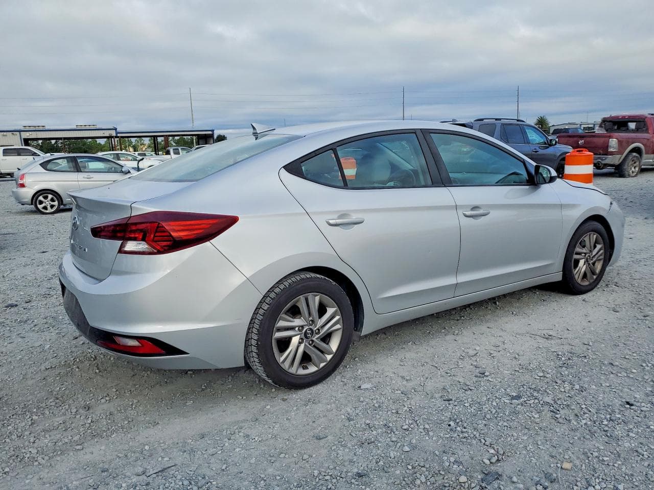 2019 Hyundai Elantra Sel - foto 3