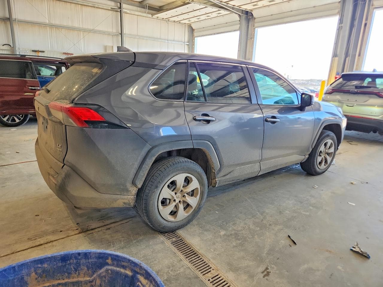 2023 Toyota Rav4 Le - foto 3