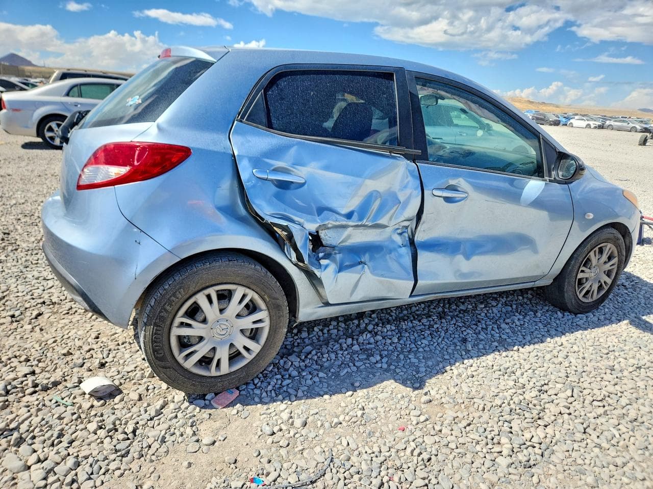 2013 Mazda Mazda2 - foto 3