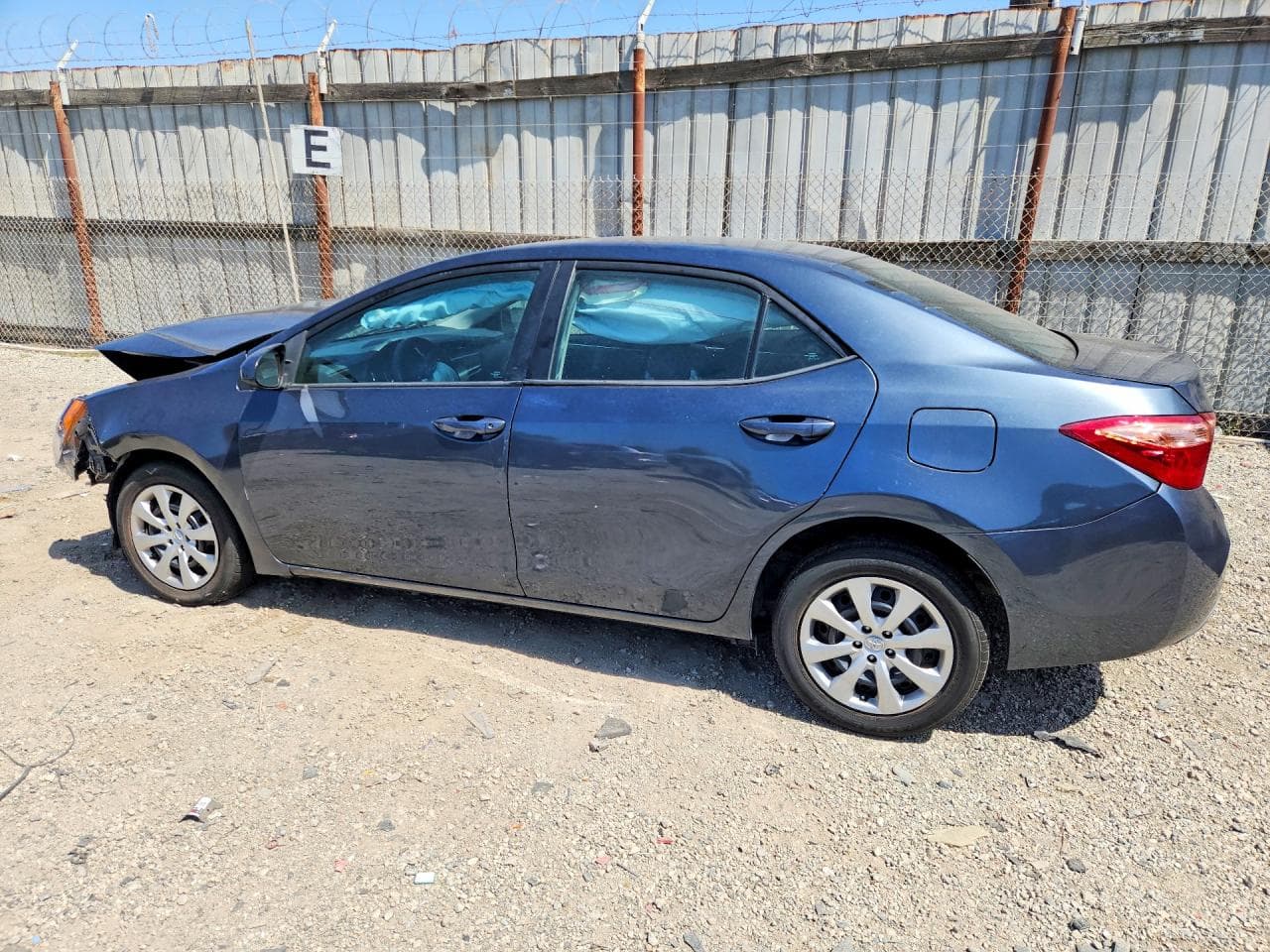 2019 Toyota Corolla Le - foto 2