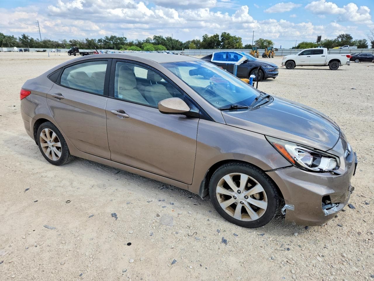 2012 Hyundai Accent Gls - foto 4