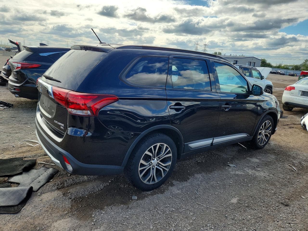 2016 Mitsubishi Outlander Se - foto 3