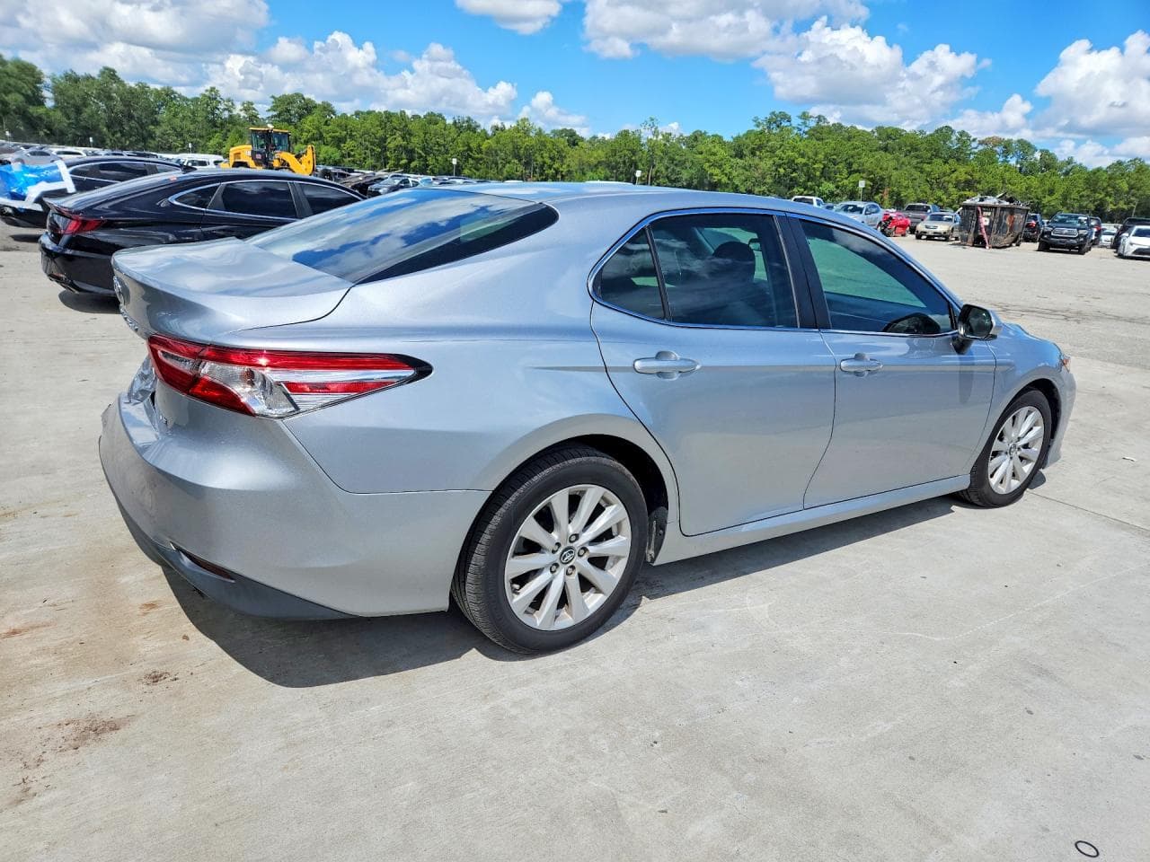 2018 Toyota Camry Le - foto 3