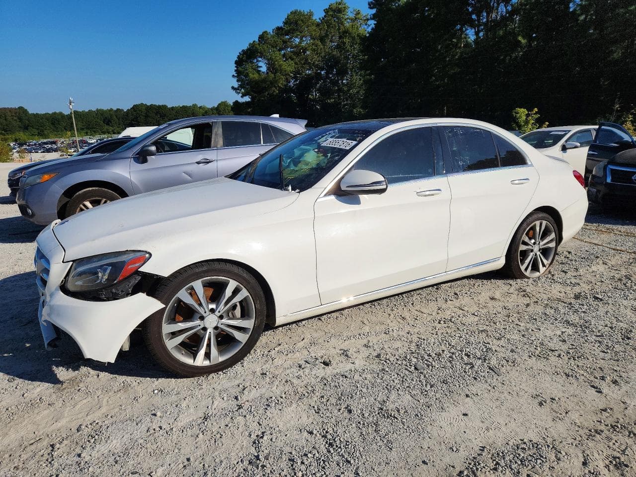 Mercedes-Benz C-klasse 2017 z USA