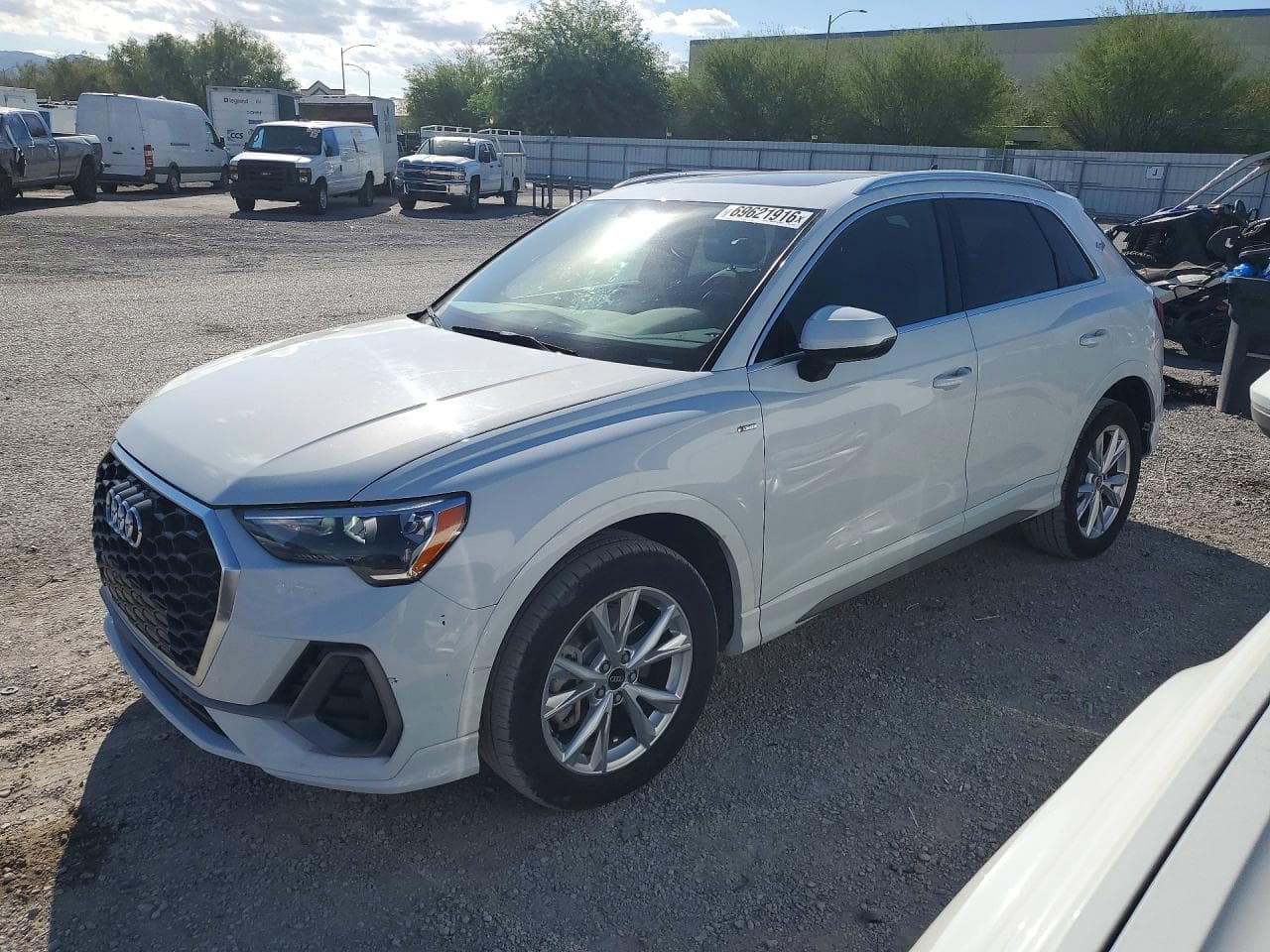 Audi Q3 2022 z USA