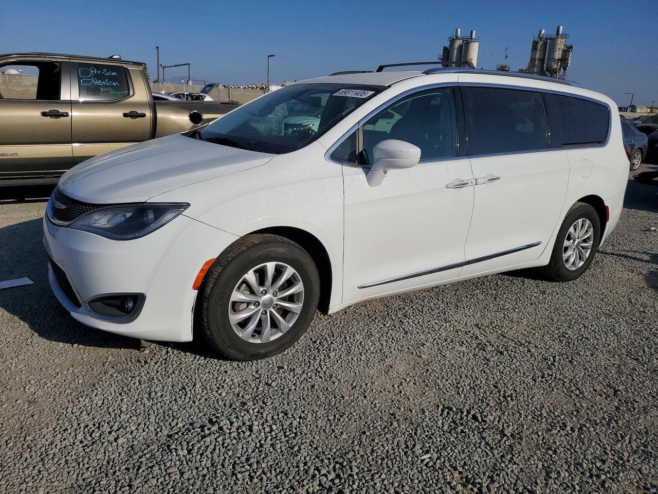 Chrysler Pacifica 2019 z USA