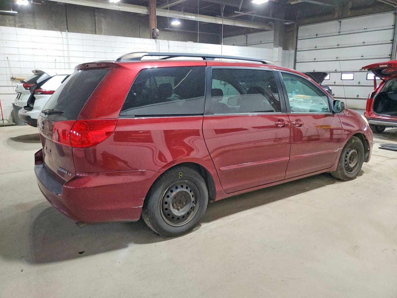 2008 Toyota Sienna Le 7-Passenger - foto 3