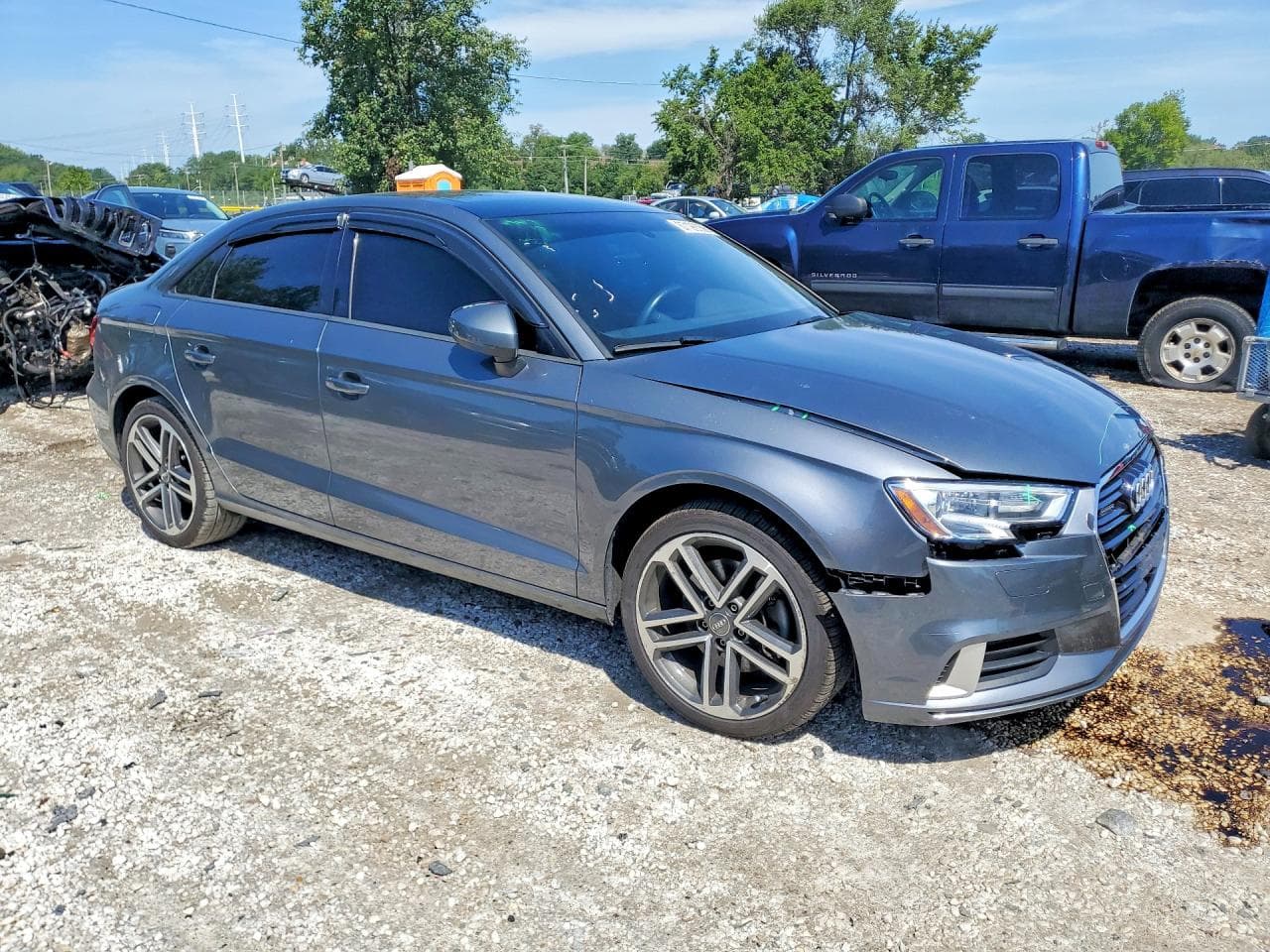 2017 Audi A3 Premium - foto 4