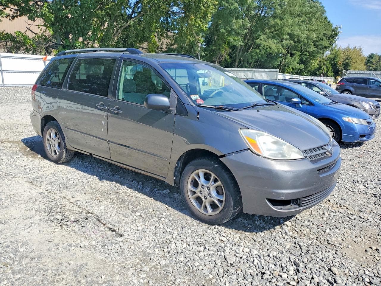2005 Toyota Sienna Le - foto 4