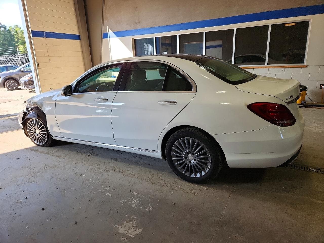 2015 Mercedes-Benz C 300 4Matic - foto 2