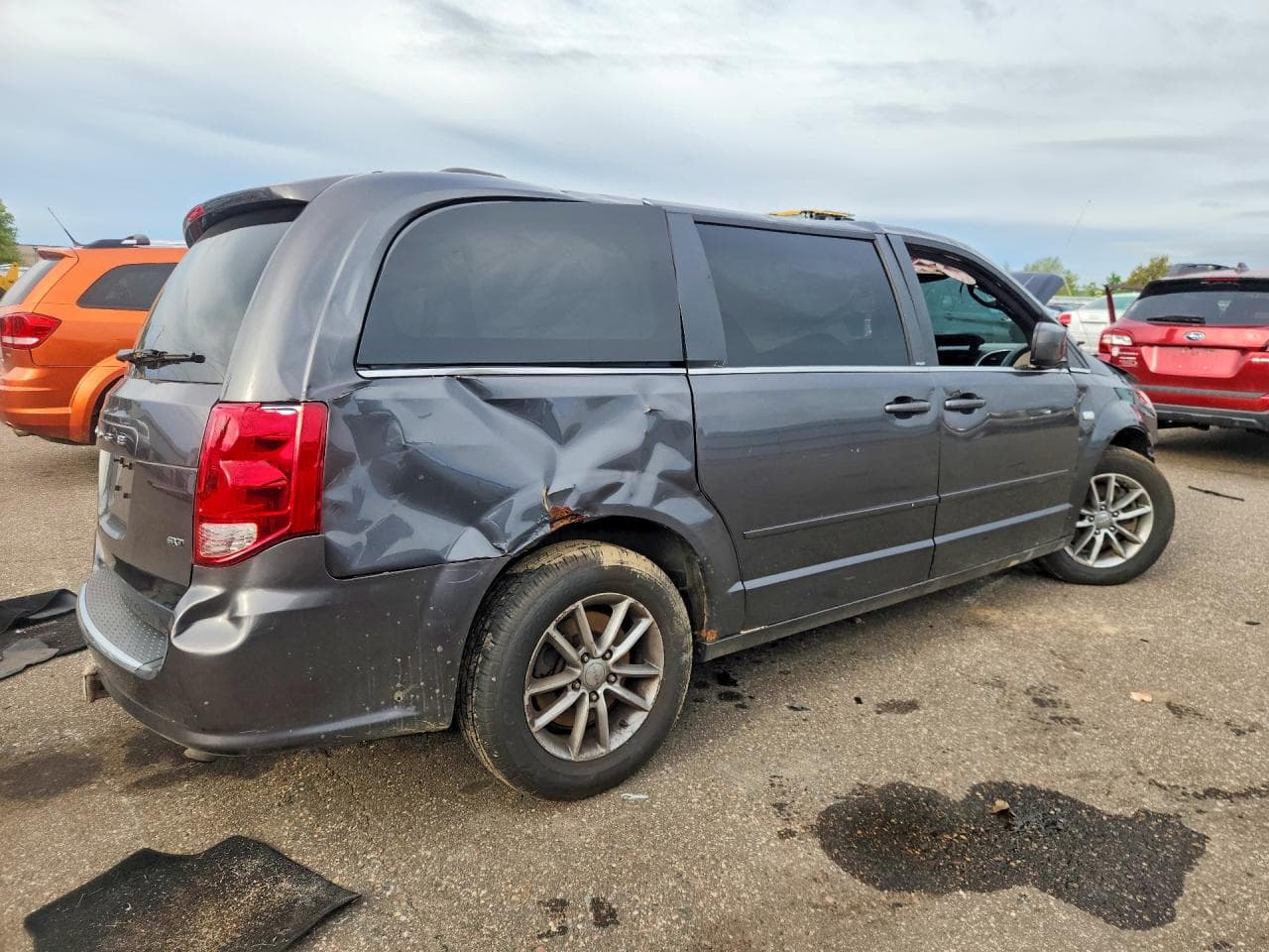 2014 Dodge Grand Caravan Sxt - foto 3