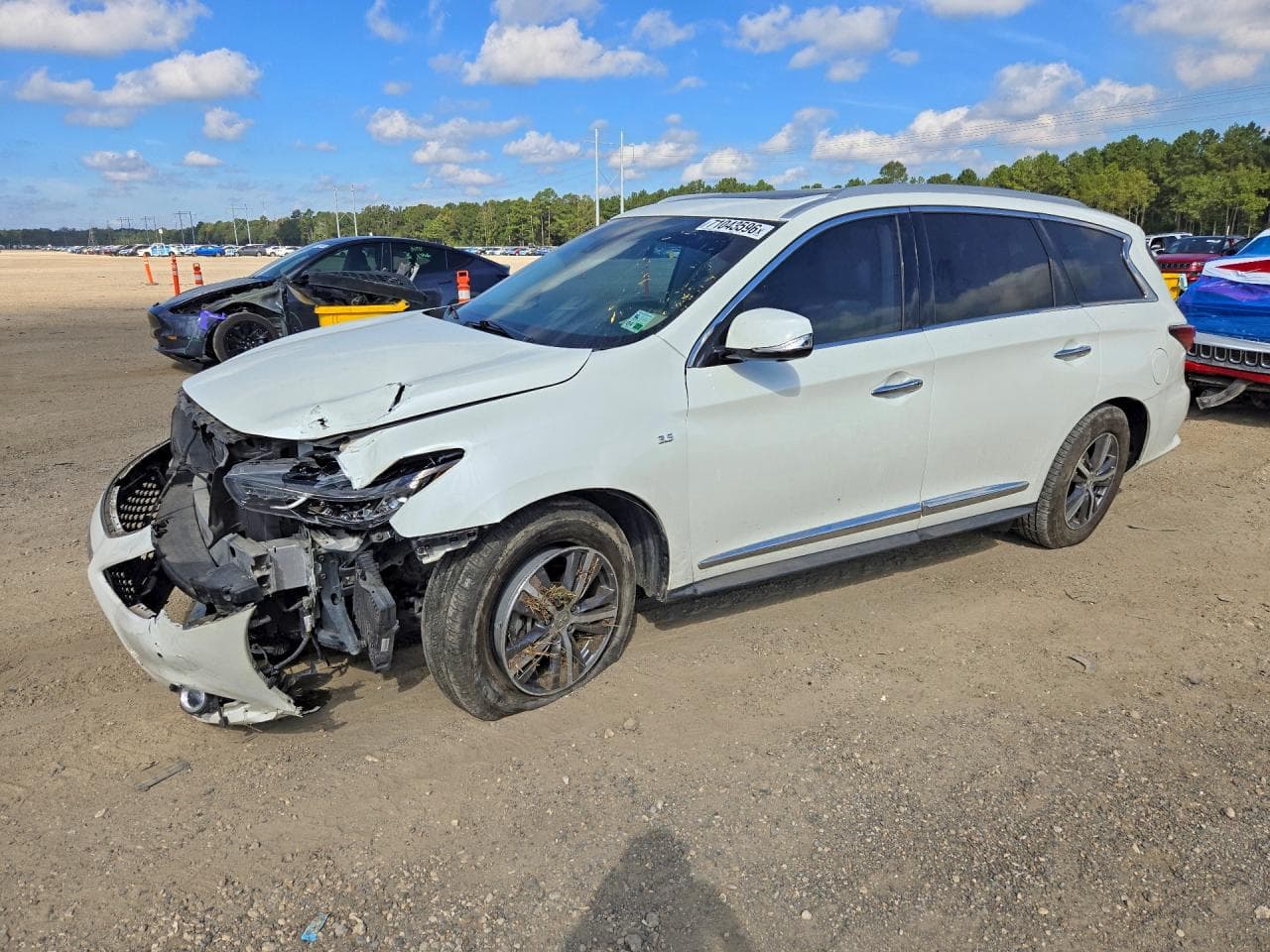 Infiniti QX60 2020 z USA