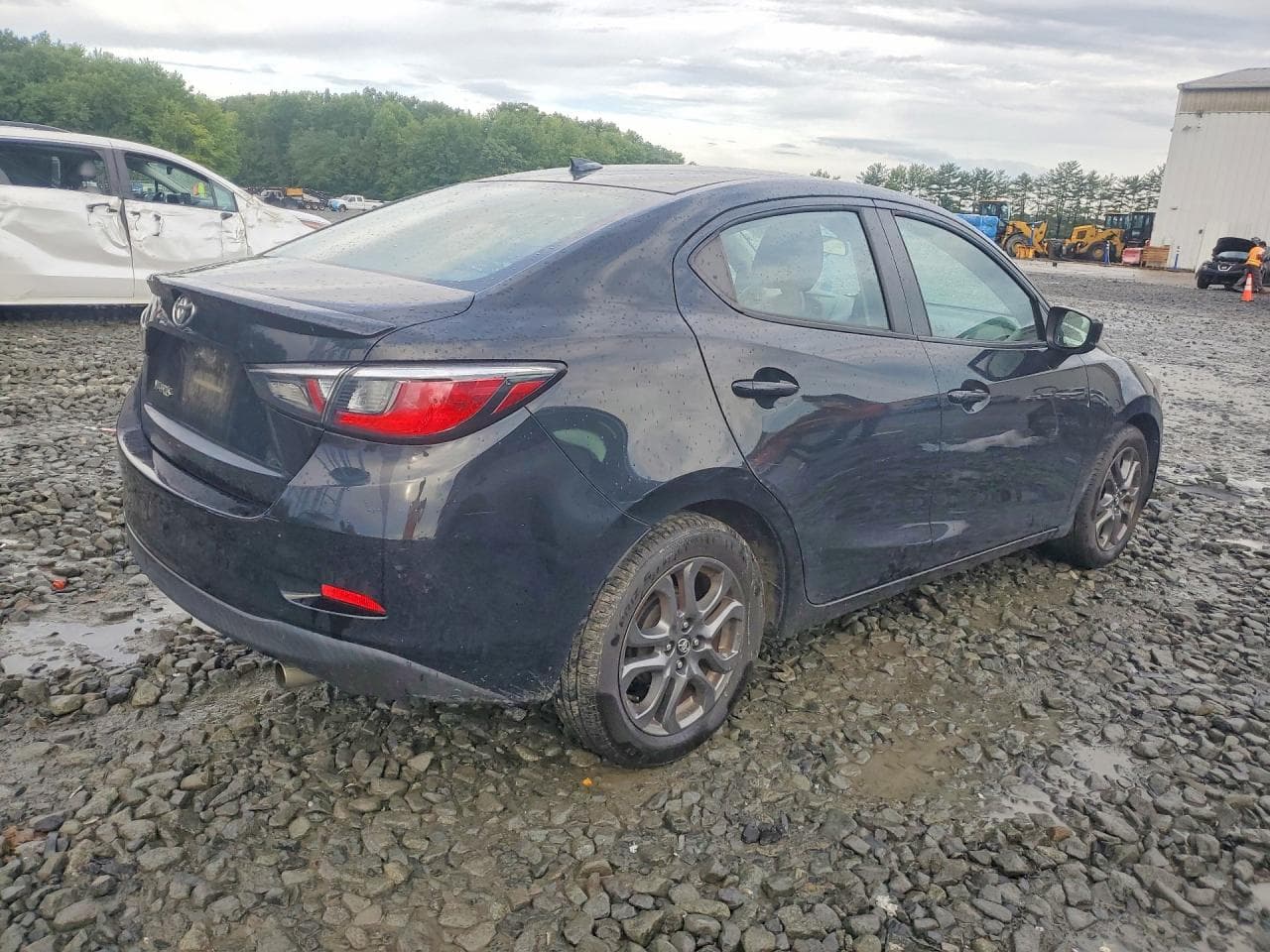 2019 Toyota Yaris Le - foto 3