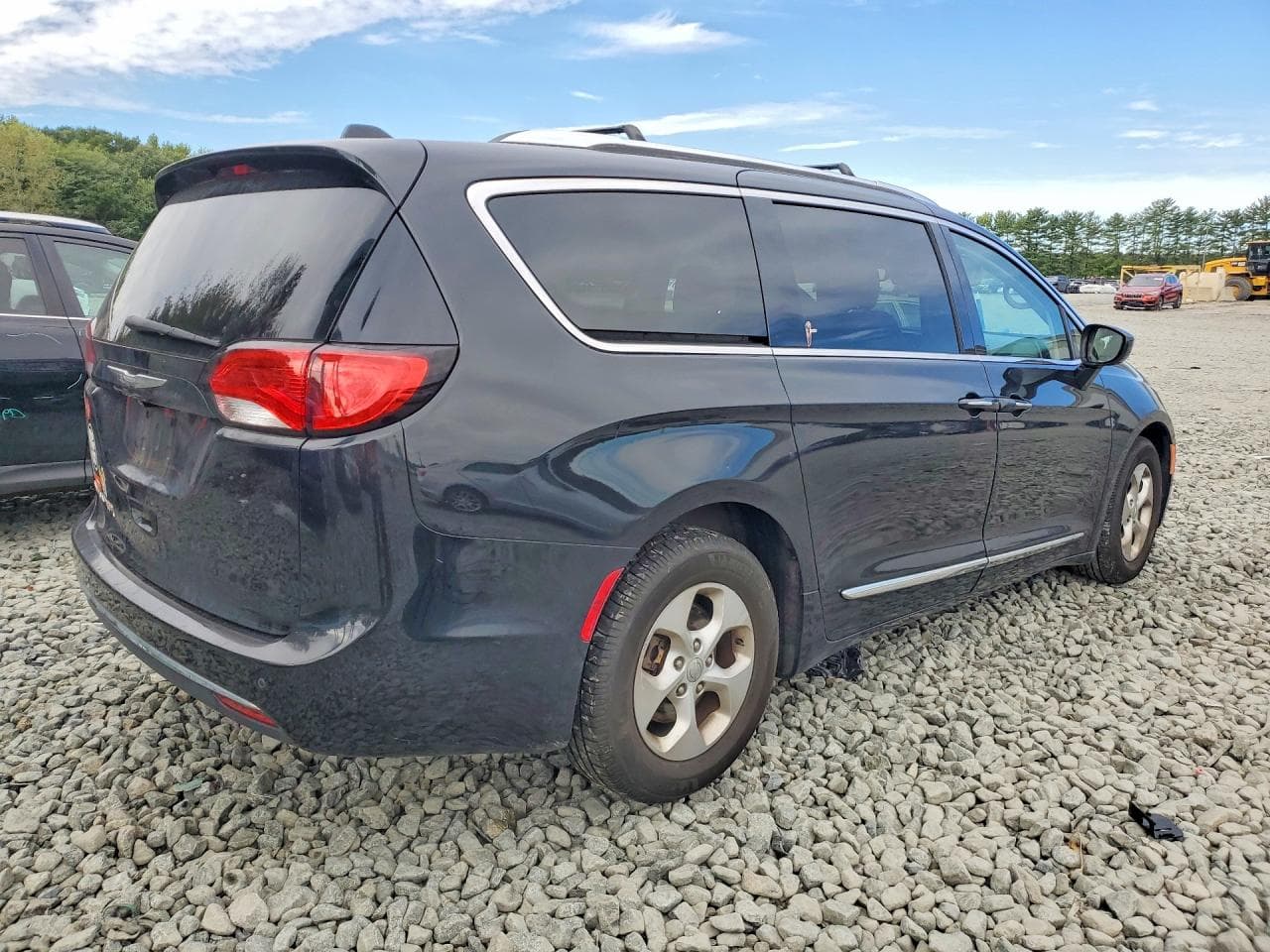 2017 Chrysler Pacifica Touring L Plus - foto 3