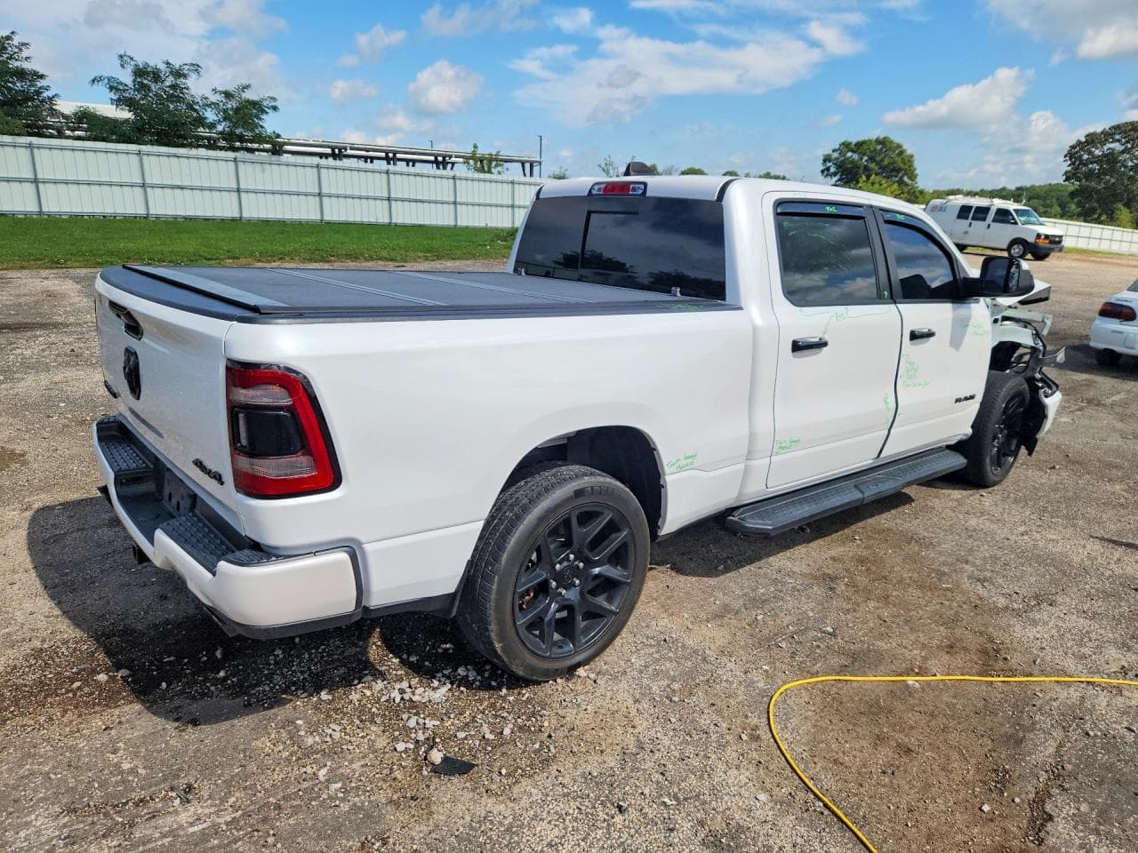 2023 Ram 1500 Laramie - foto 3