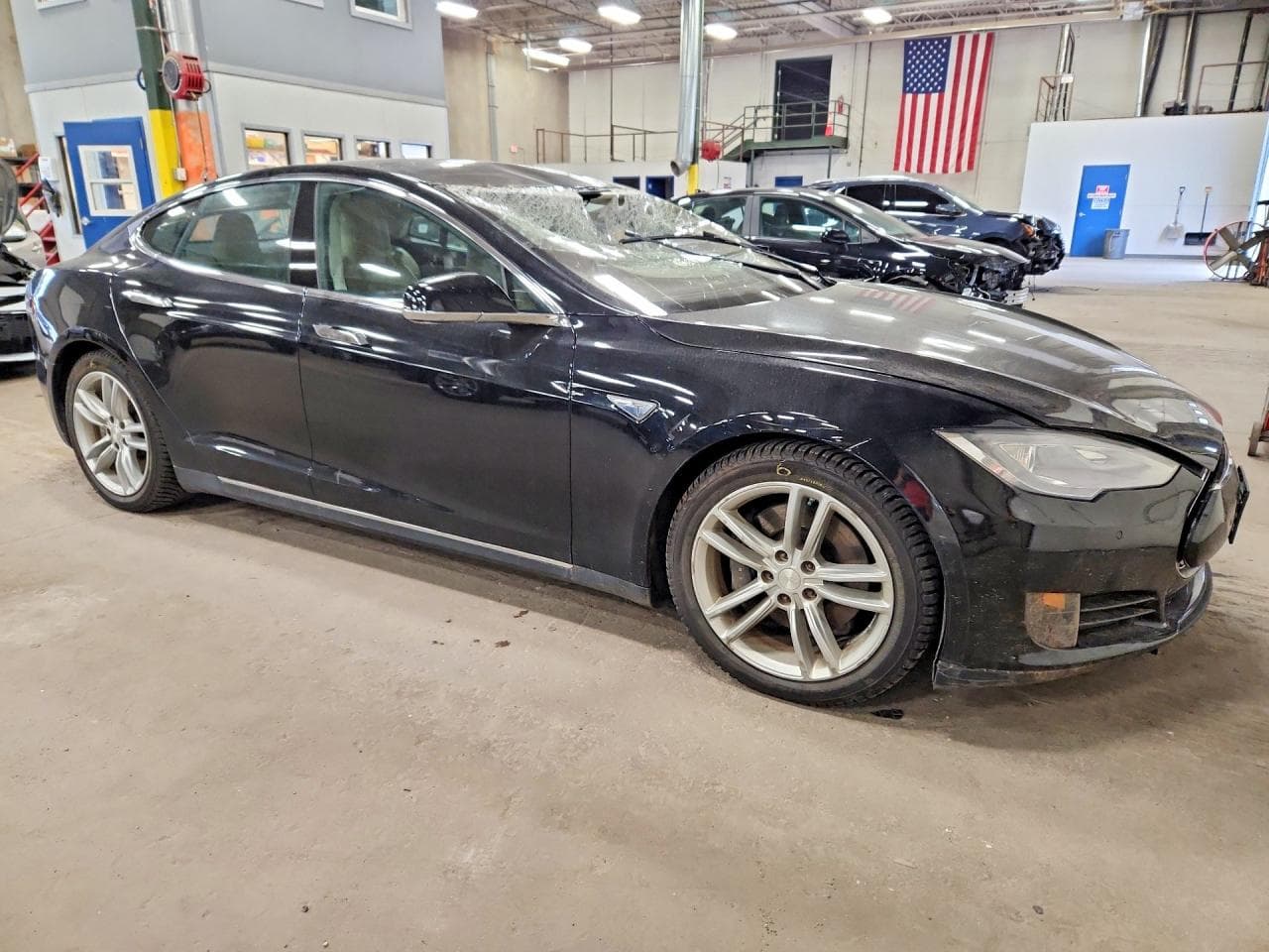 2015 Tesla Model S - foto 4