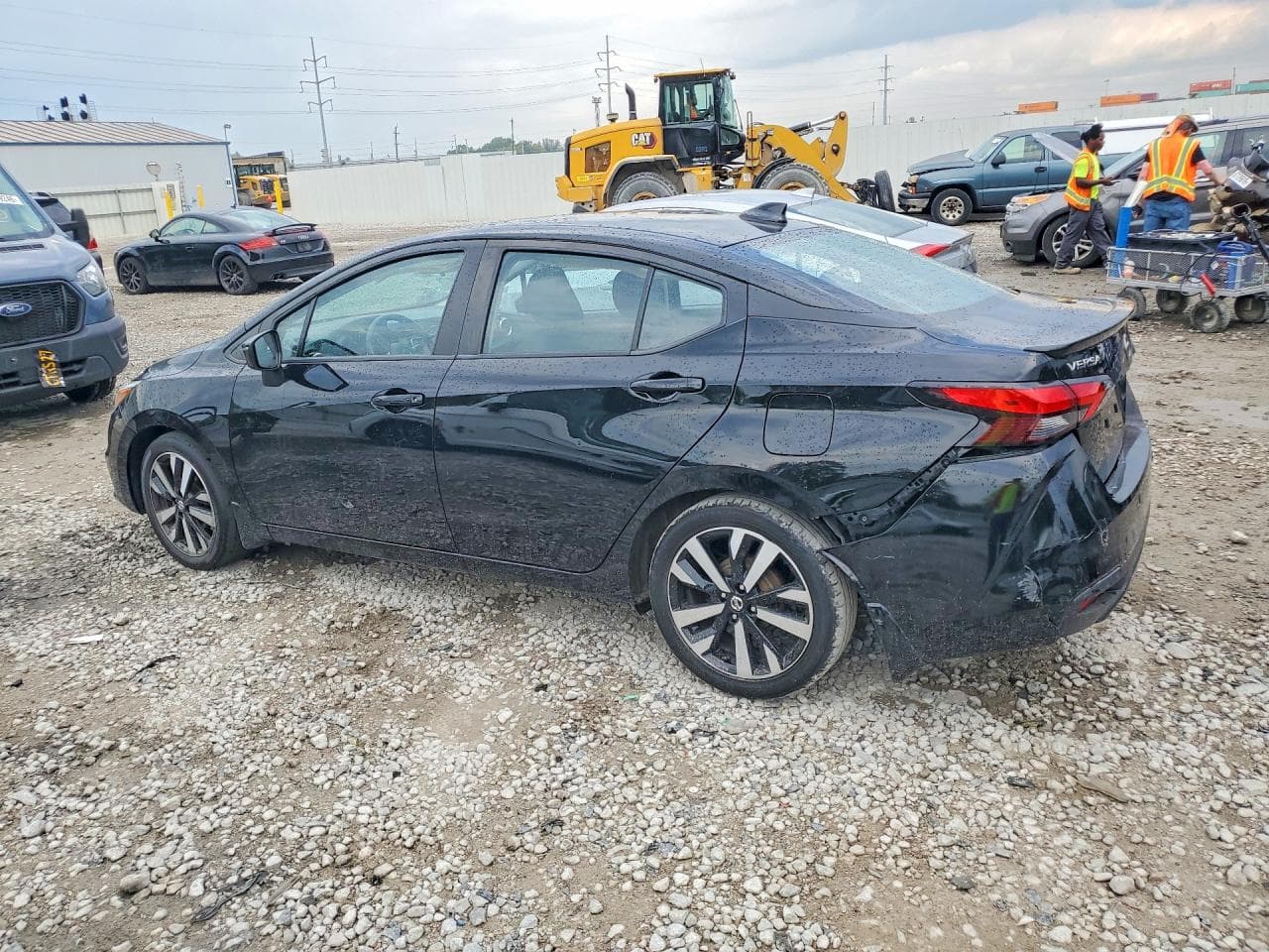 2021 Nissan Versa Sr - foto 2