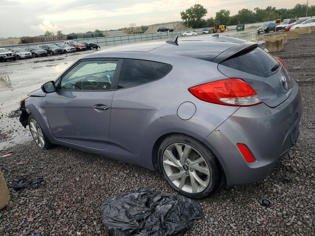 2016 Hyundai Veloster Base - foto 2