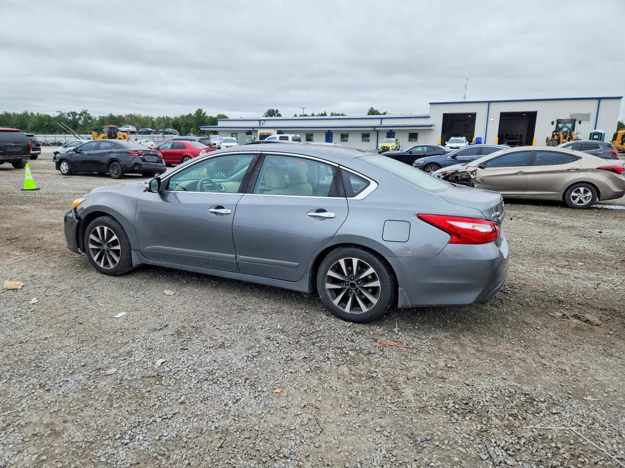 2016 Nissan Altima 2.5 Sv - foto 2