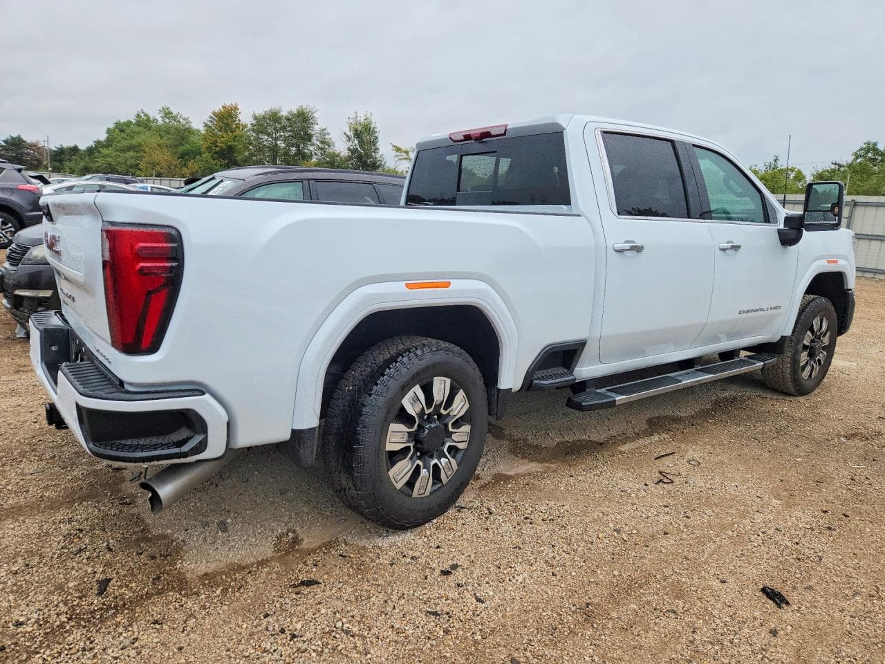 2026 GMC Sierra K3500 Denali - foto 3