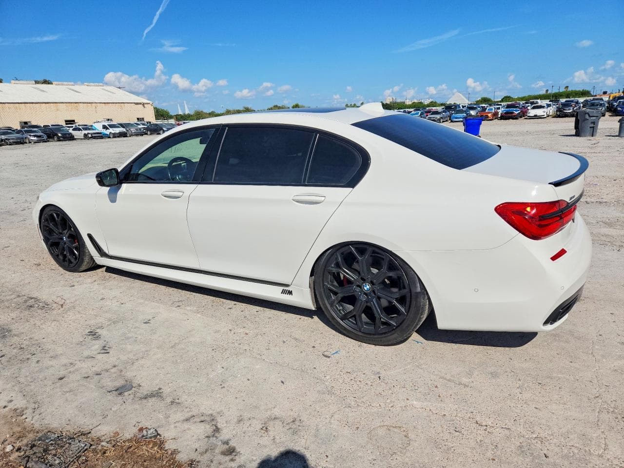 2016 BMW 750 Xi - foto 2